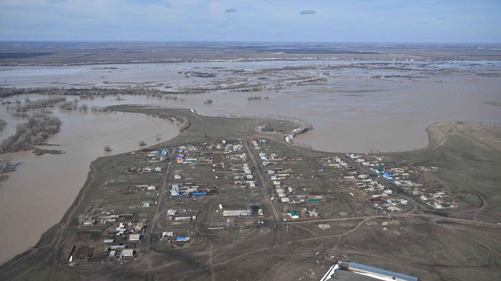 Казахстанцы собрали 4,7 млрд тенге в помощь пострадавшим от паводков 